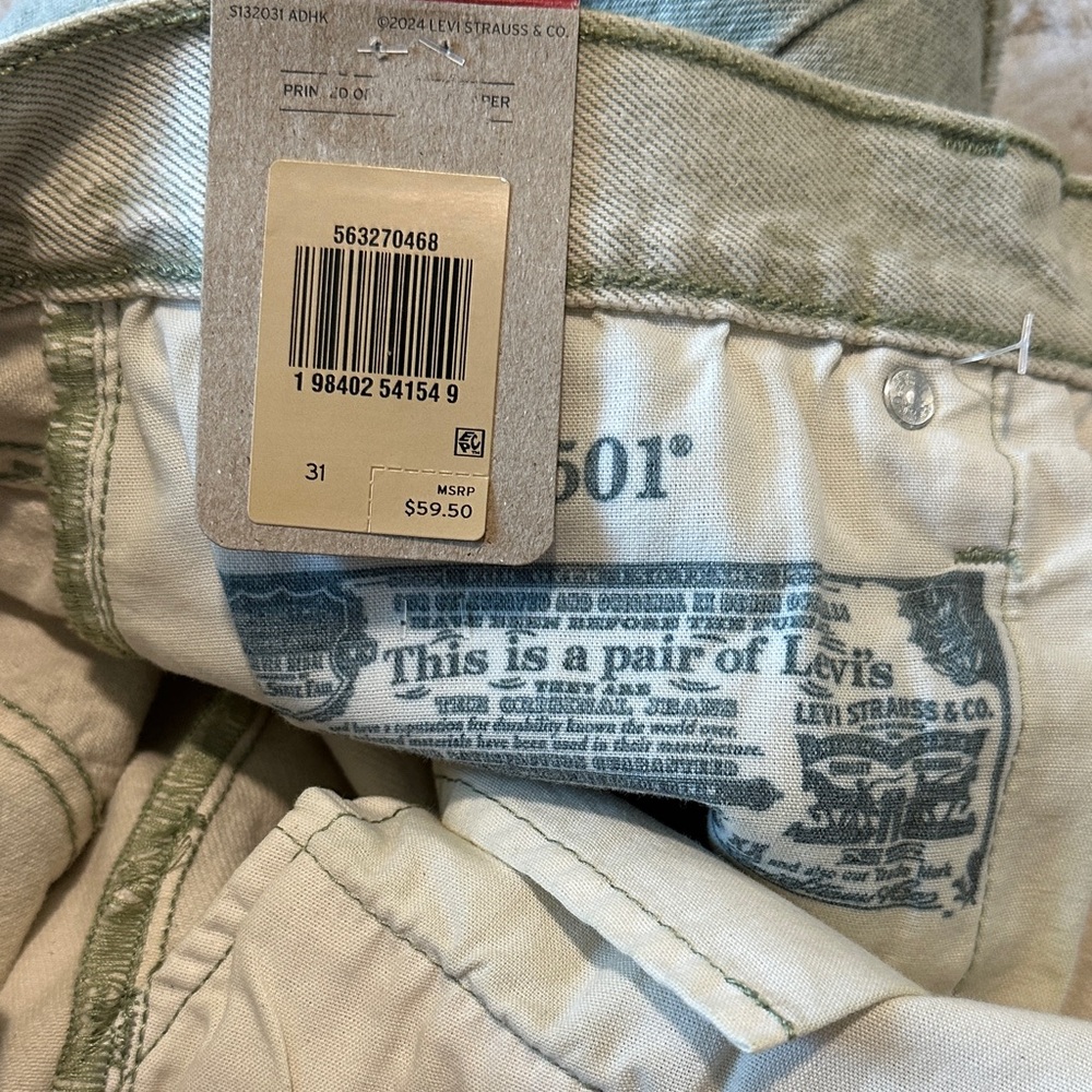 Levi's Women's 501 Original Blue Jean Shorts in a light wash. - Picture 8 of 9